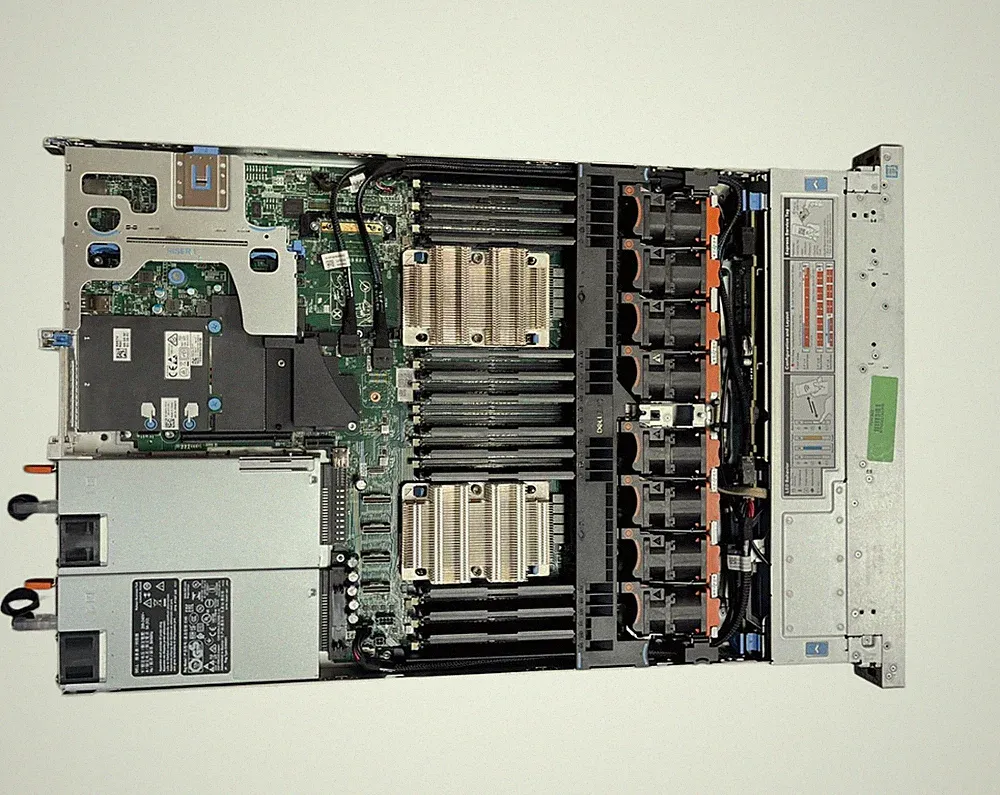 Dell Poweredge R640 Barebone 8x 2.5" Bay 8SFF 2x 750W PSU No CPU/RAM/HDD/RAID