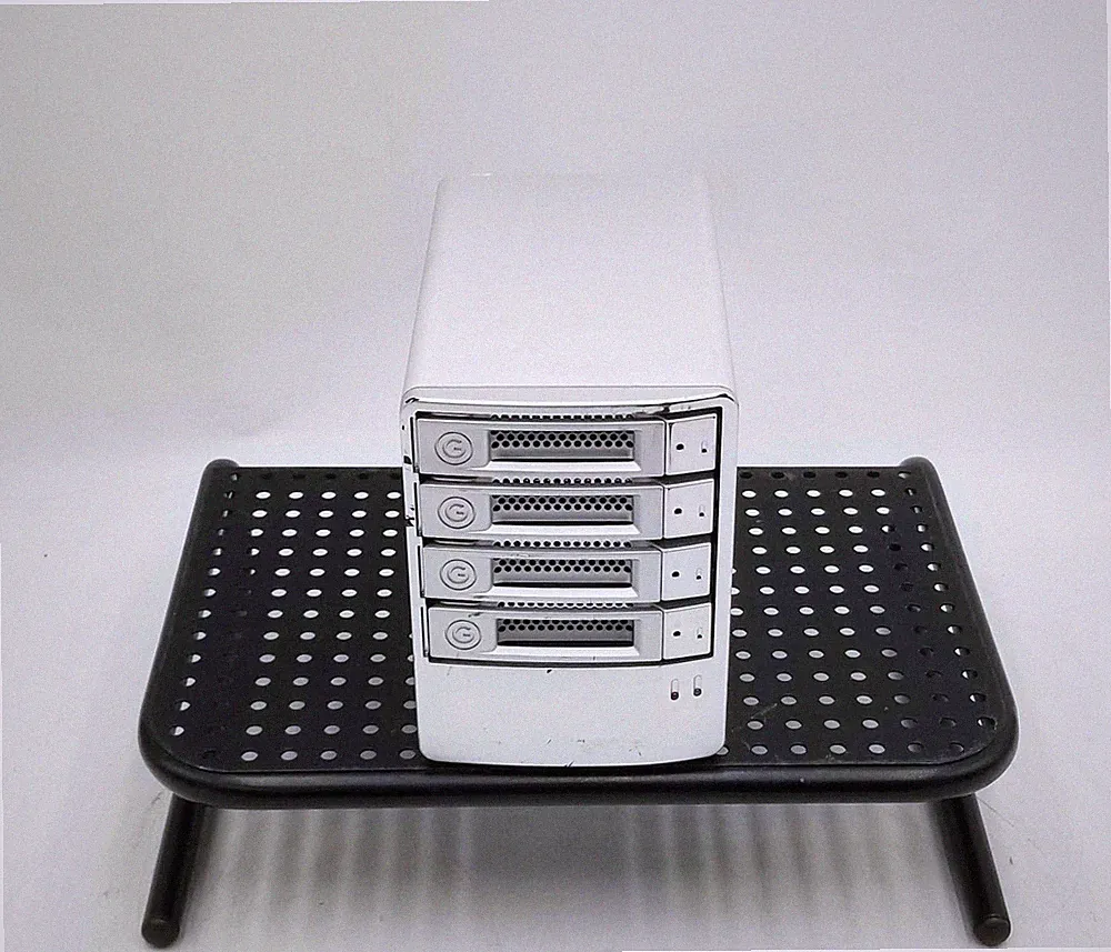 G Technology G Speed eS 4TB Raid array Case W/ 4TB HDD