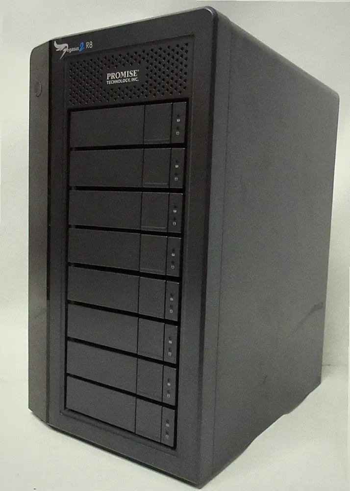 Promise Pegasus2 R8 8-Bay RAID Hard Drive Enclosure 8x 3TB SATA HDDs