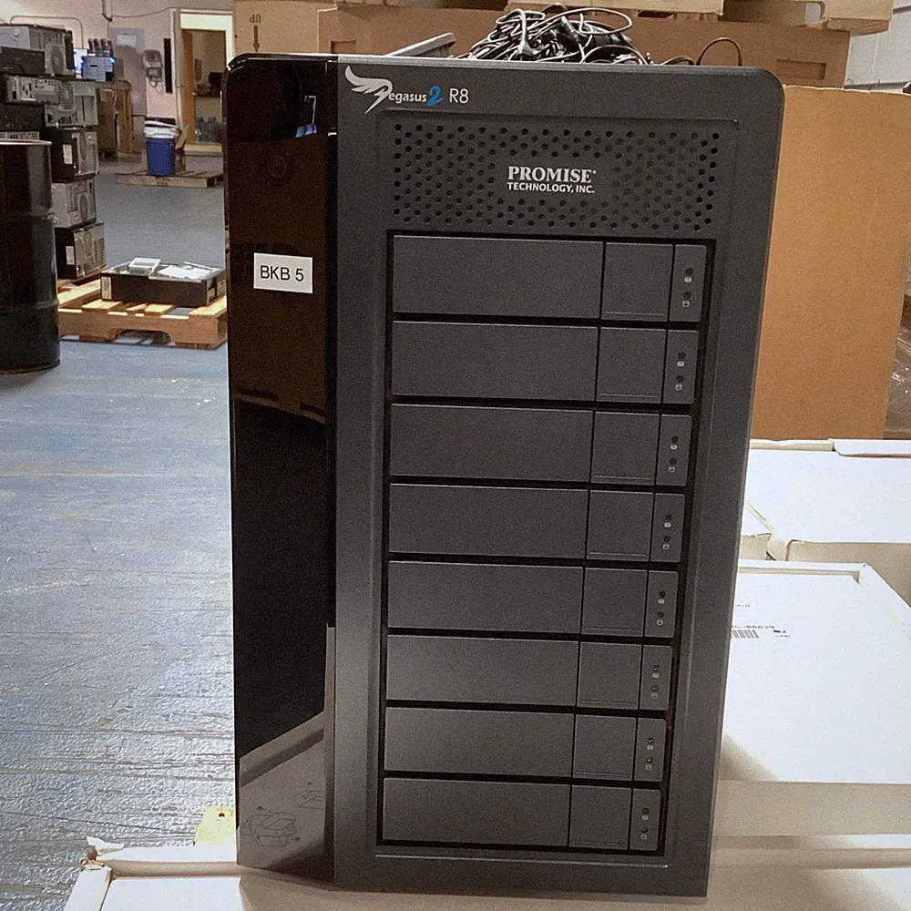 Promise Pegasus2 R8 Thunderbolt 2 RAID Storage Array, with 8 Drives, 32TB Total